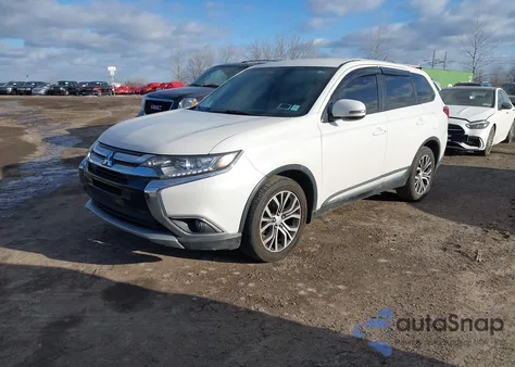 2016 Mitsubishi Outlander Se z USA, uszkodzony, nr VIN JA4AZ3A32GZ004801